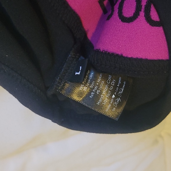 Cute booty lounge sports bra - Picture 5 of 6